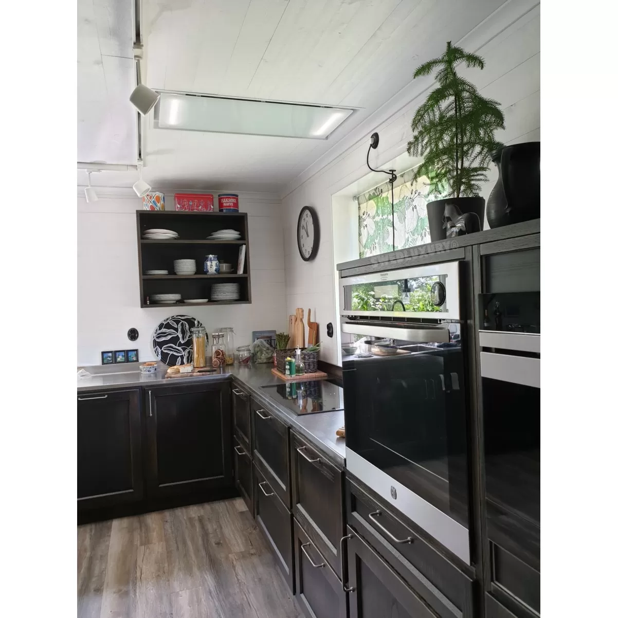 Premium line Swedluxury ALFA α kattoliesituuletin valkoinen - valkoisella lasilla